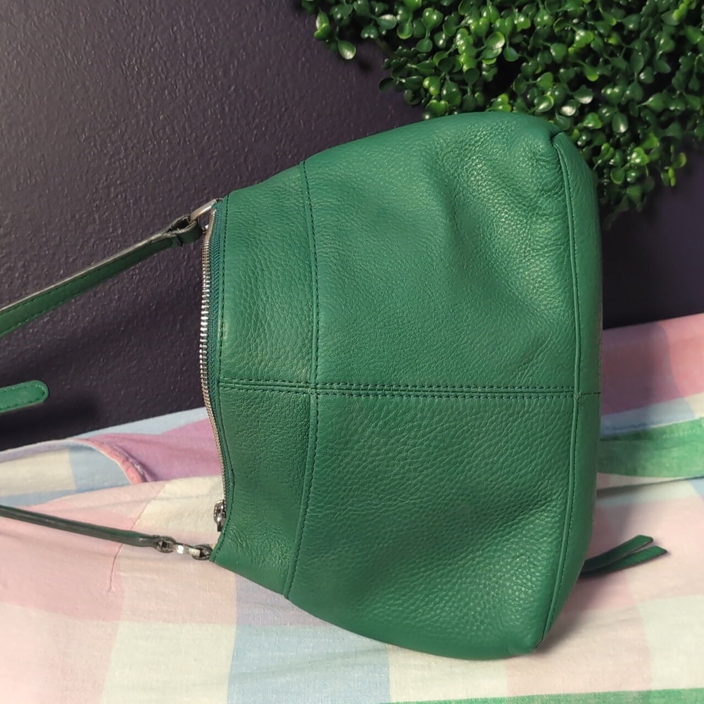 Soft Green Pebble Leather Crossbody By Calvin Klein - Picture 13 of 14